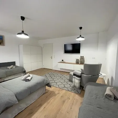 1 Am Werlsee, דירה Grünheide